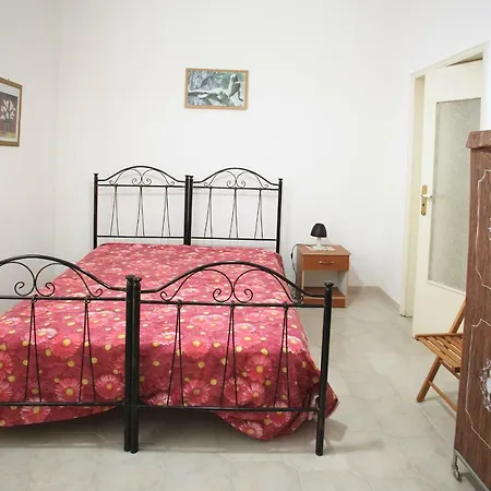 Casa Ncettamia Parabita